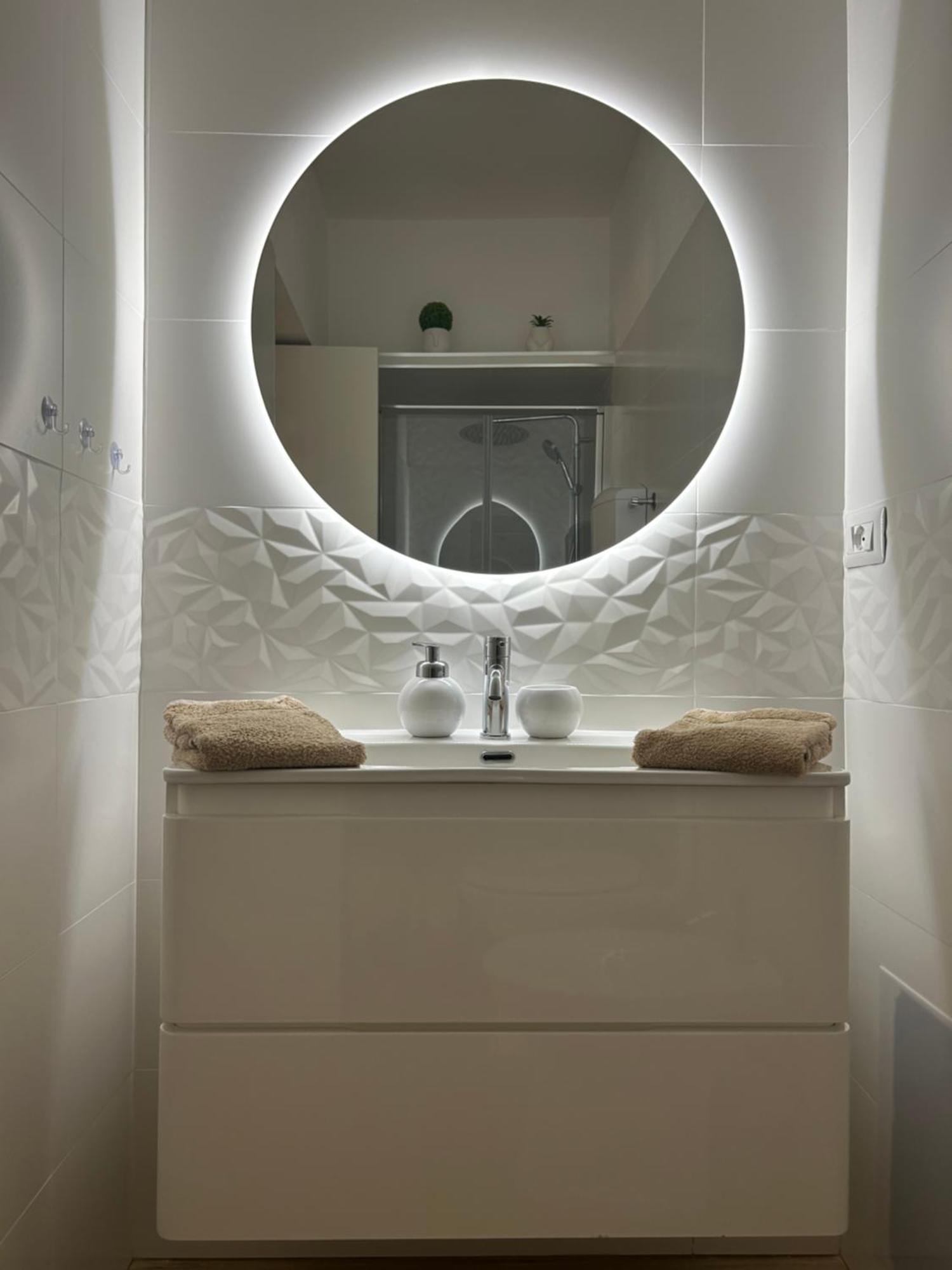 Germignaga V&C Home Rental Specialist Appartamenti Fronte Lago Maggiore מראה חיצוני תמונה
